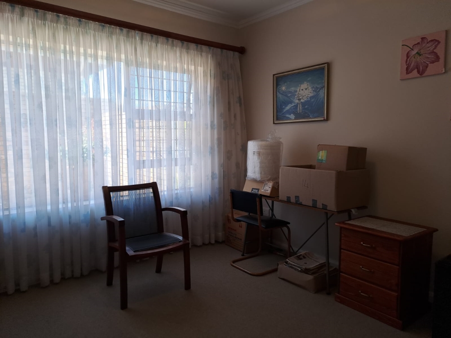 2 Bedroom Property for Sale in Dormehls Drift Western Cape